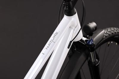 Cube Nature Pro FE metallicwhite'n'reflex Gr&ouml;&szlig;e: Trapeze 50 cm Produktbild 1