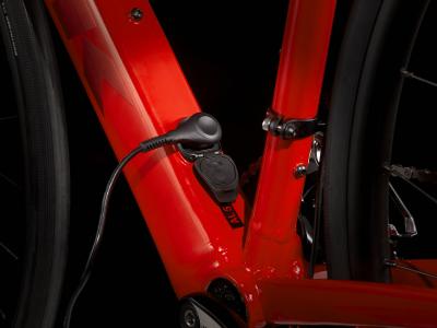 Trek Domane+ AL 5 EU 61 Viper Red Produktbild 5