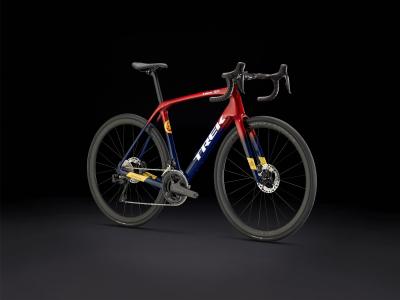 Trek Domane SLR 7 47 Metallic Red Smoke to Blue Smoke F Produktbild 1