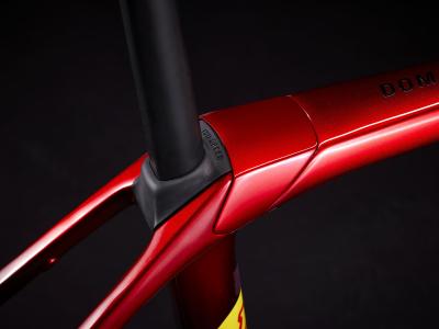Trek Domane SLR 6 58 Metallic Red Smoke to Red Carbon S Produktbild 6