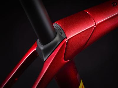 Trek Domane SLR 9 eTap 47 Metallic Red Smoke to Blue Sm Produktbild 6