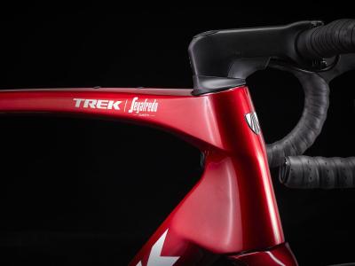 Trek Domane SLR 9 eTap 54 Metallic Red Smoke to Blue Sm Produktbild 5