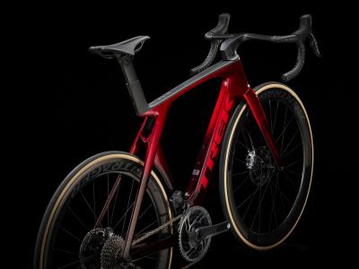 Trek Madone SLR 9 AXS 58 Metallic Red Smoke to Red Carb Produktbild 2