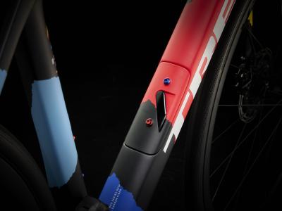 Trek Domane SLR 7 AXS 52 Trek Black Produktbild 3