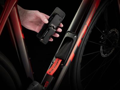 Trek Domane SLR 7 AXS 60 Metallic Red Smoke to Red Carb Produktbild 4