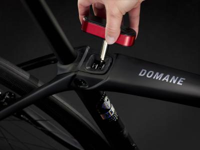 Trek Domane SLR 7 AXS 47 Deep Smoke Produktbild 8