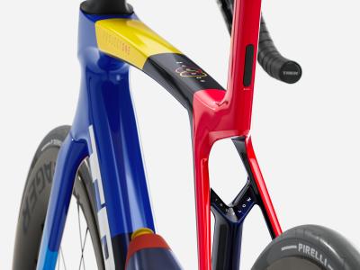Trek Madone SLR 9 AXS S Team Replica Produktbild 3