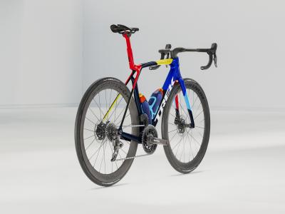 Trek Madone SLR 7 AXS L Team Replica Produktbild 1