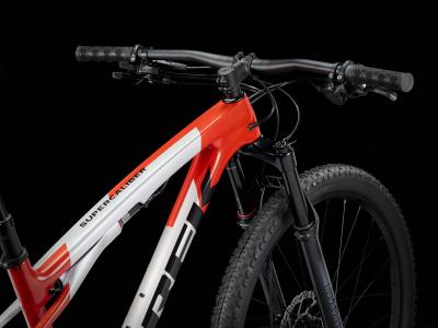 Trek Supercaliber SL 9.6 ML Lunar Silver/Lava Red Produktbild 2