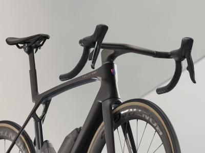 Trek MADONE SLR 8 AXS XS Matte Carbon Smoke/Prismatic P Produktbild 4