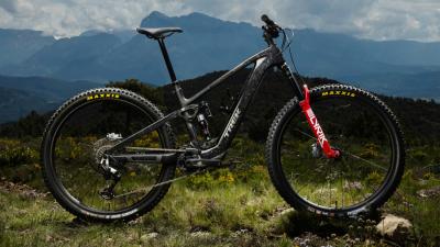 Trek FUEL+ LX 9.9X0AXS EU XXL Gloss Navy Smoke/Matte Tr Produktbild 5