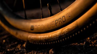 Bontrager Vorderrad Bontrager Aeolus Pro3V 700Disc TLR 12T B Produktbild 10