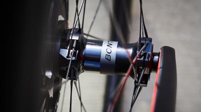 Bontrager Vorderrad Bontrager Aeolus Pro 37 Disc TLR 100 700 Produktbild 8